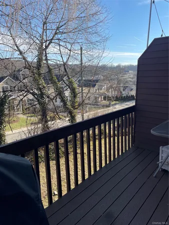 $435,000 | 15 Davids Lane, Ossining, NY 10562