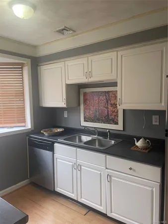 $435,000 | 15 Davids Lane, Ossining, NY 10562