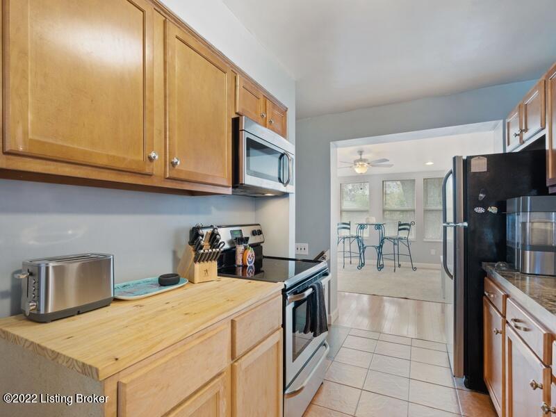 2912 Westfield Road Cambridge, KY 40220 - Photo 5 of 16 2912 Westfield Kitchen OBEO