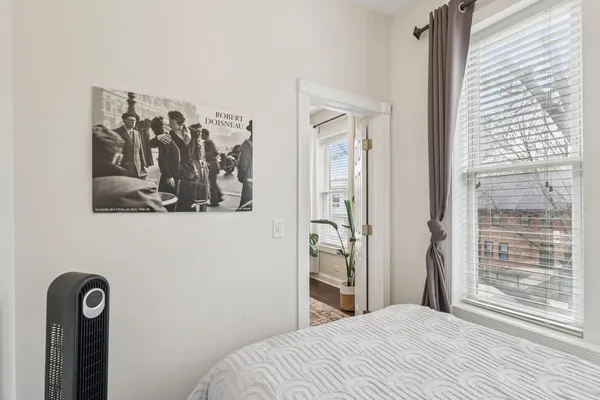 $299,900 | 1712 North Washtenaw Avenue, Unit 2F, Chicago, IL 60647