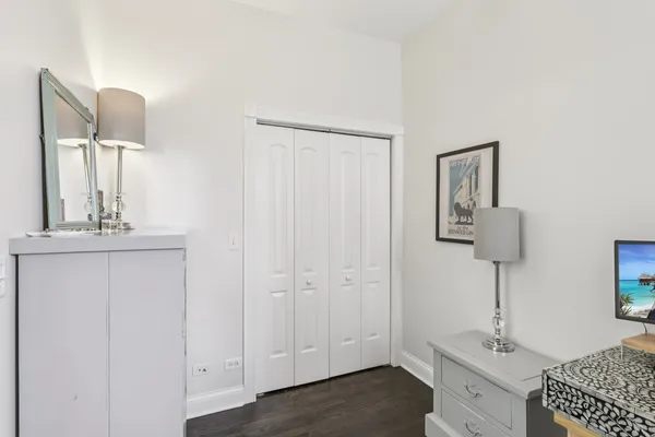 $299,900 | 1712 North Washtenaw Avenue, Unit 2F, Chicago, IL 60647