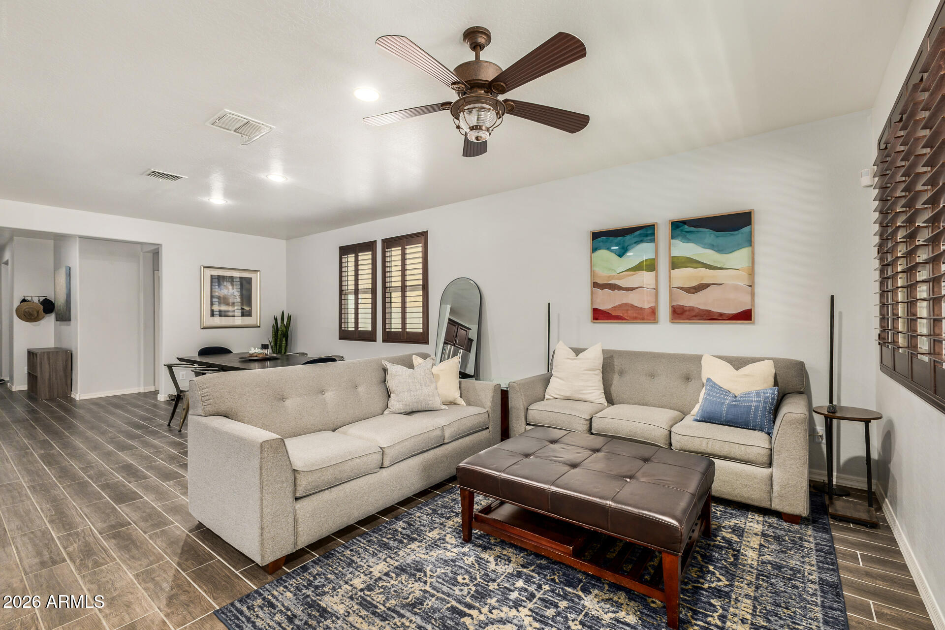 7913 South 25th Place Phoenix, AZ 85042 - Photo 3 of 32 08 - 25th