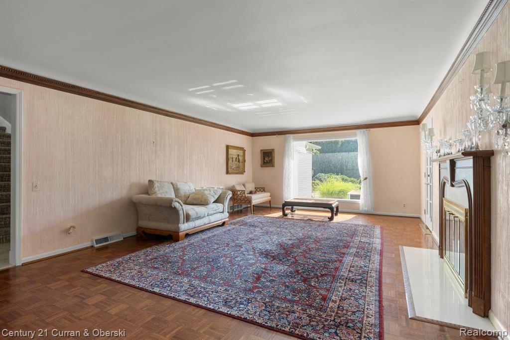 1863 Squirrel Road Bloomfield Hills, MI 48304 - Photo 21 of 78 Gallery Image 21