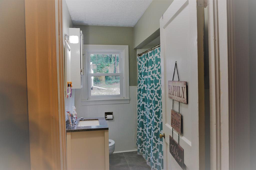 3720 Claymore Road Columbus, GA 31907 - Photo 24 of 27 HALL BATH
