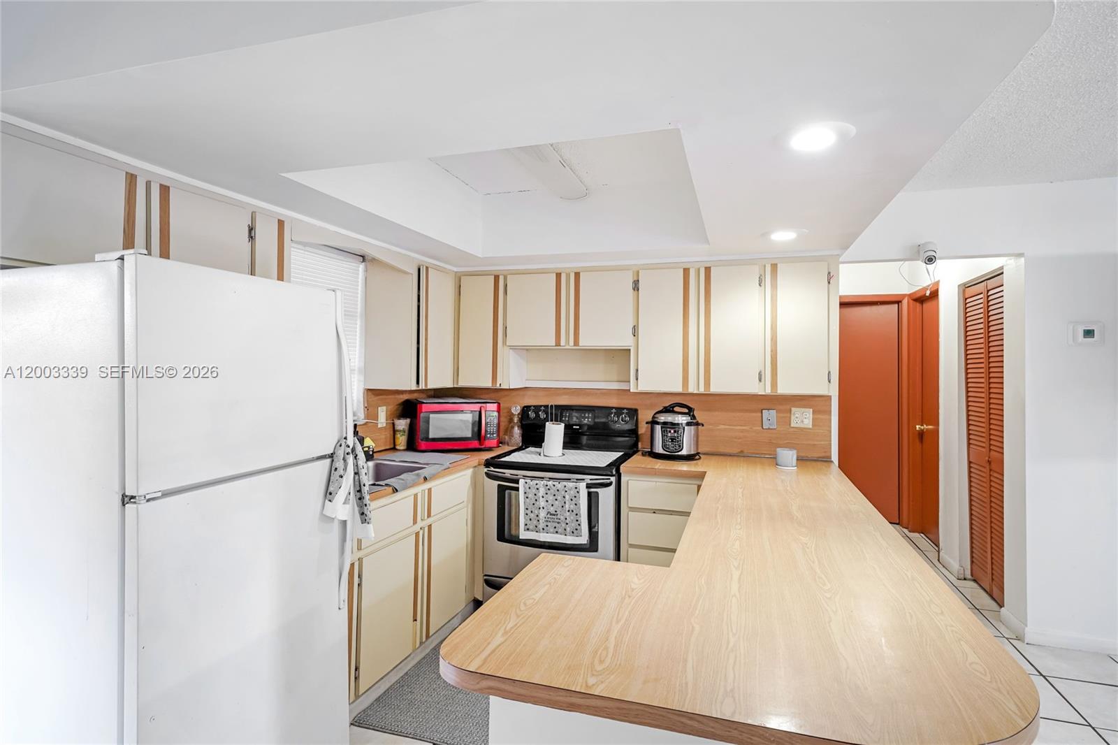 175 East 45th Street Hialeah, FL 33013 - Photo 33 of 39