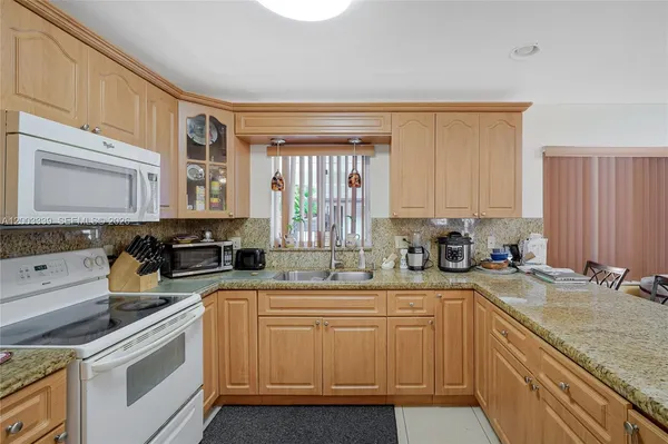 $650,000 | 175 East 45th Street, Hialeah, FL 33013