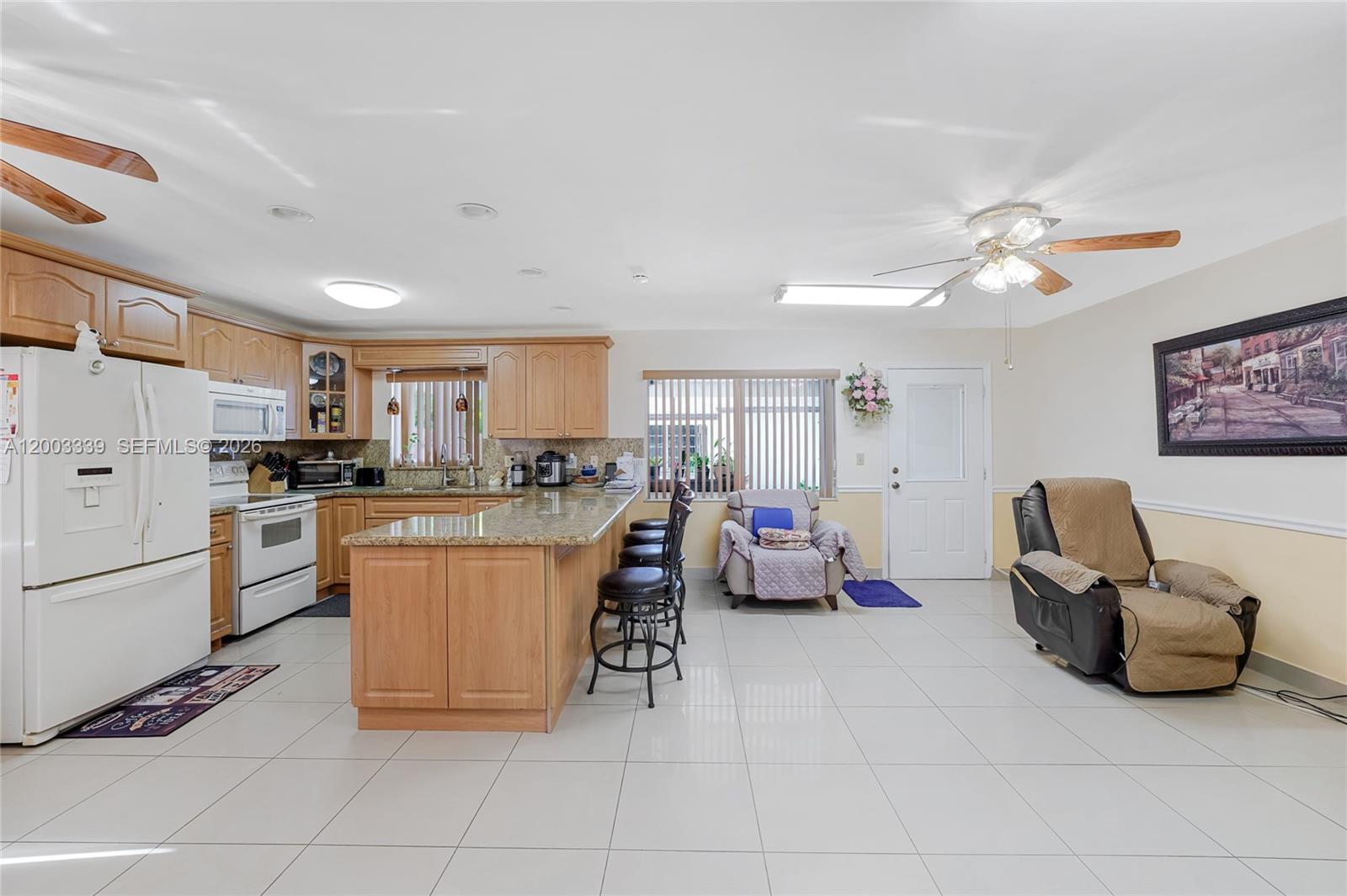 175 East 45th Street Hialeah, FL 33013 - Photo 9 of 39