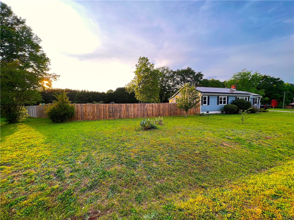 312 Oak Dr Extension Honea Path, SC 29654 - Photo 27 of 33 Gallery Image 27