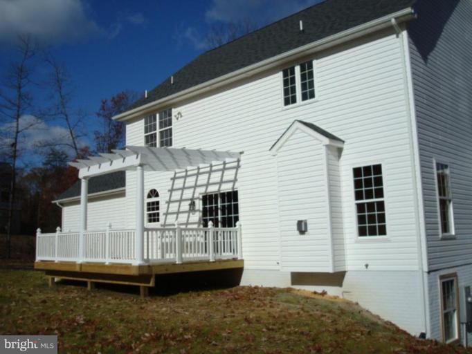 12545 Kent Road King George, VA 22485 - Photo 16 of 30 Exterior (Rear)