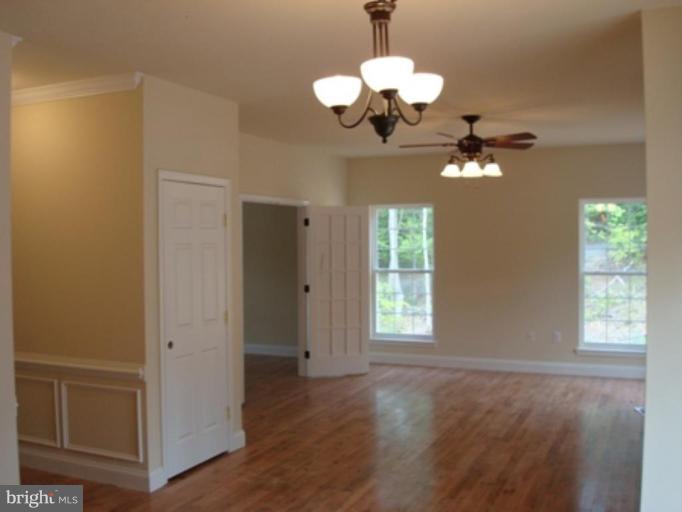 12545 Kent Road King George, VA 22485 - Photo 3 of 30 Family Room #2