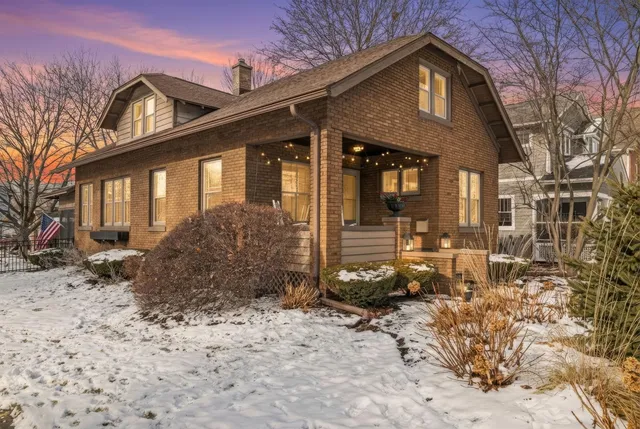 $599,000 | 603 North Brainard Street, Naperville, IL 60563