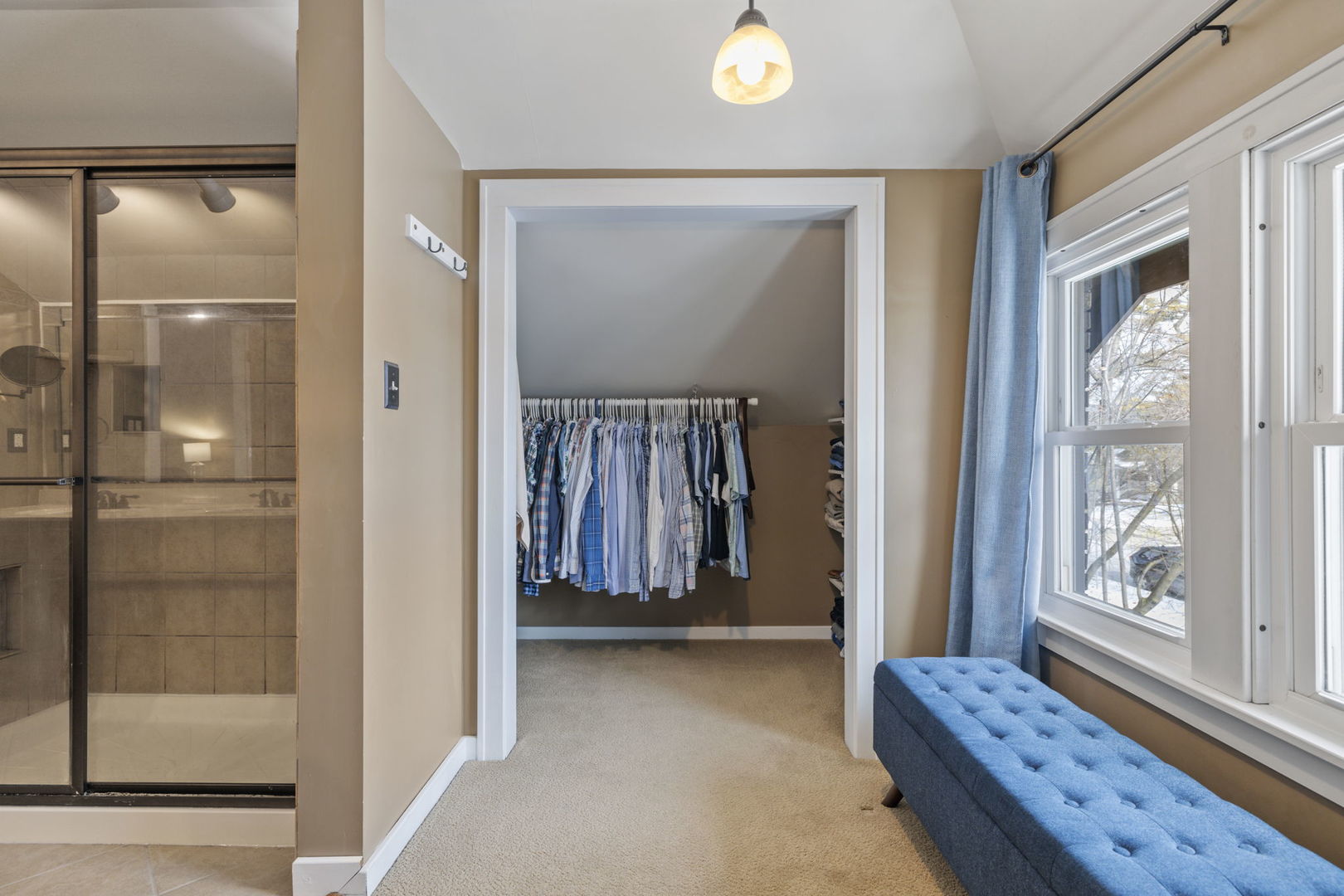 603 North Brainard Street Naperville, IL 60563 - Photo 26 of 44 a view of room with furniture and wooden floor