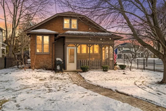 $599,000 | 603 North Brainard Street, Naperville, IL 60563