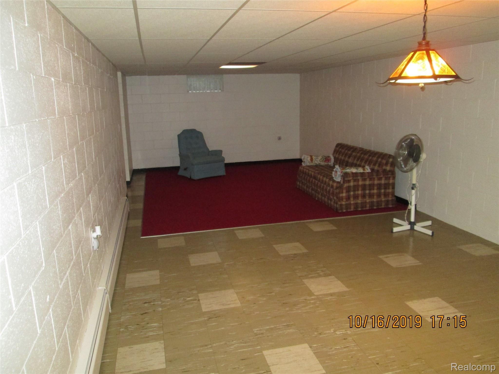 2485 Michigan Road Port Huron, MI 48060 - Photo 26 of 46 IMG_6816.JPG