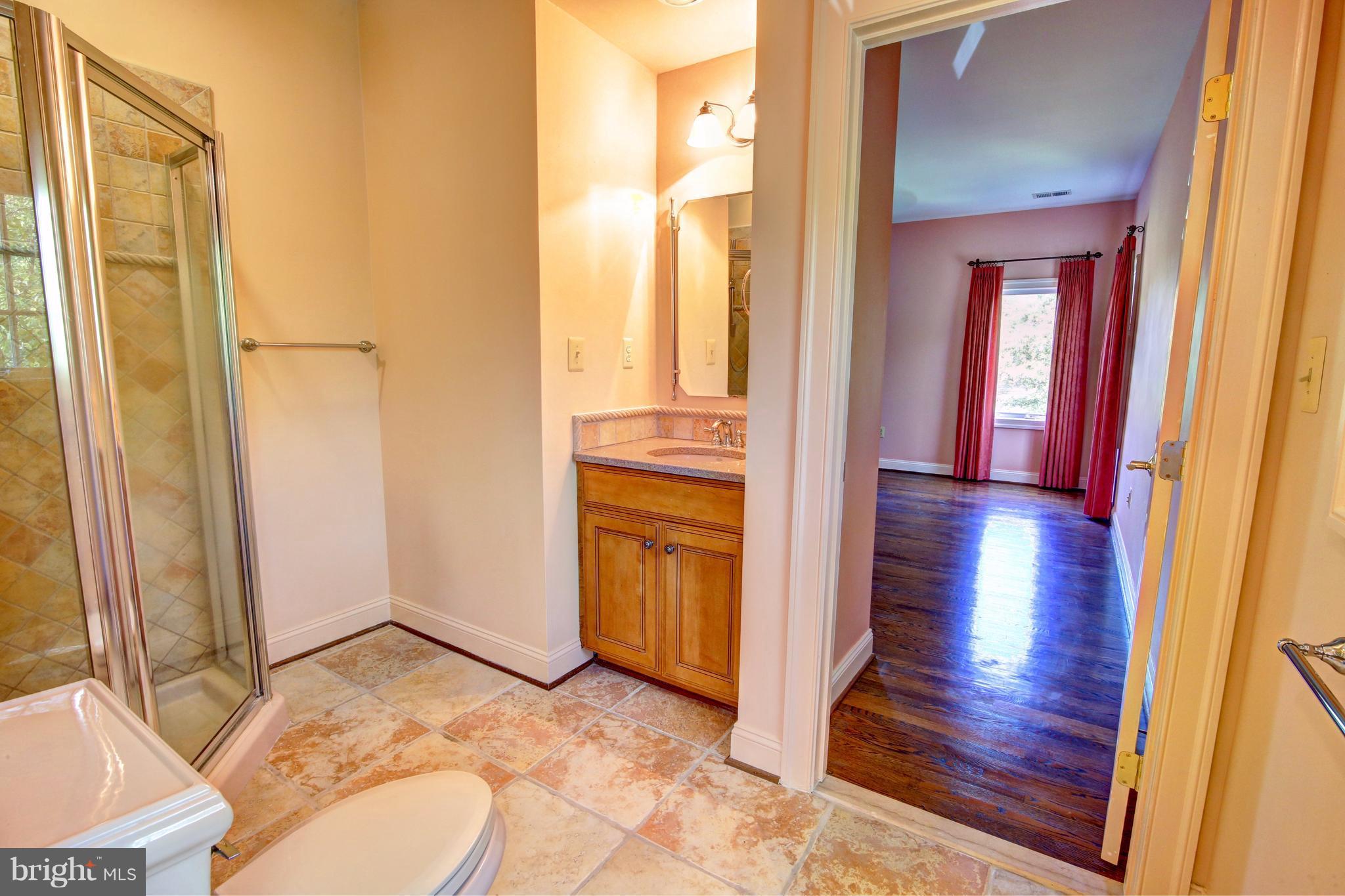 37282 Mountville Road Middleburg, VA 20117 - Photo 18 of 30 Bath