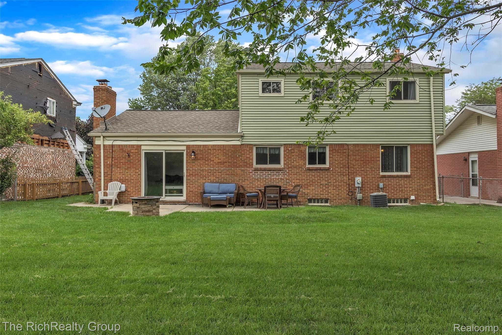 44189 Arlington Road Canton, MI 48187 - Photo 42 of 45 44189-Arlington-Rd-Canton-MI-windowstill-42.jpg