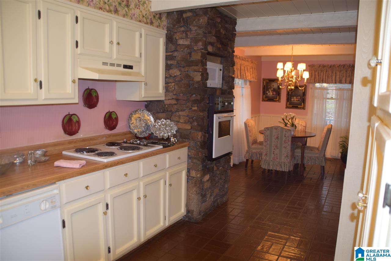 7115 Lister Ferry Road Rainbow City, AL 35906 - Photo 16 of 35