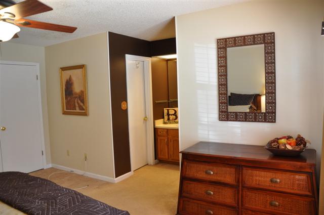 2528 Spring Forest Road, Unit 3 Tallahassee, FL 32301 - Photo 12 of 25 Gallery Image 12