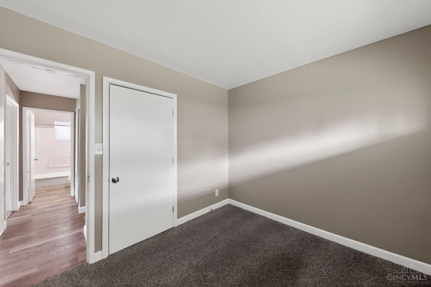 8779 Daly Road Cincinnati, OH 45231 - Photo 23 of 30 Gallery Image 23