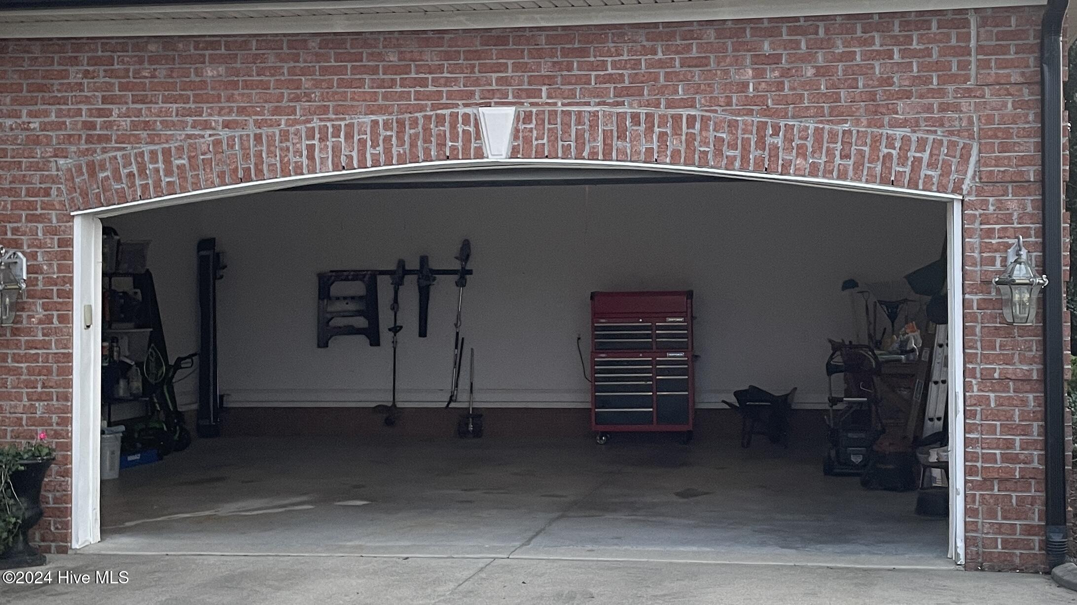 2860 Beddard Road Grimesland, NC 27837 - Photo 30 of 33 garage close up