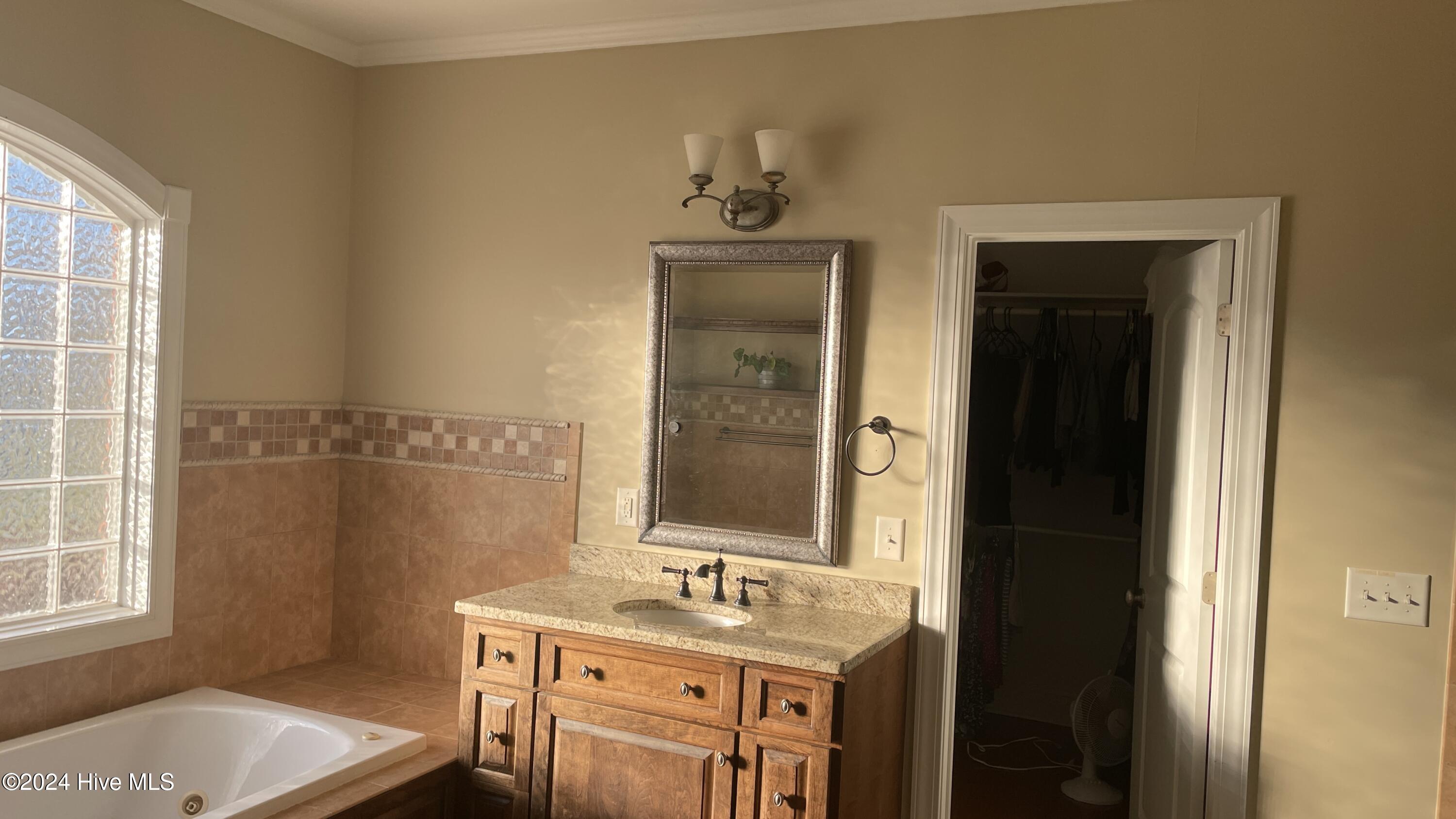 2860 Beddard Road Grimesland, NC 27837 - Photo 31 of 33 master shower