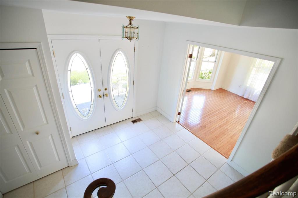 1357 Hathaway Rising Rochester Hills, MI 48306 - Photo 6 of 25