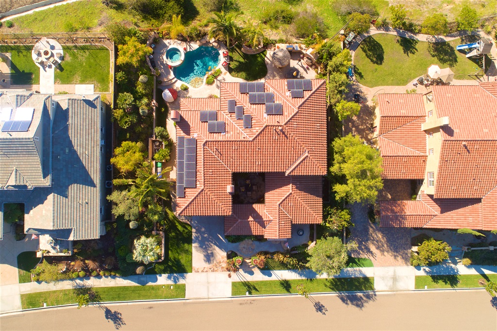 2436 Lapis Road Carlsbad, CA 92009 - Photo 3 of 25