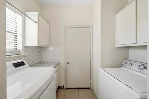 $219,000 | 800 Country Pl Drive, Unit 602, Houston, TX 77079
