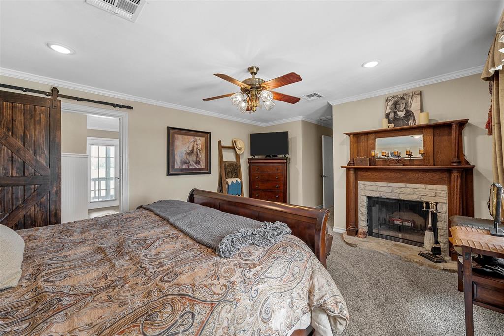1010 Chapman Road Crawford, TX 76638 - Photo 21 of 40