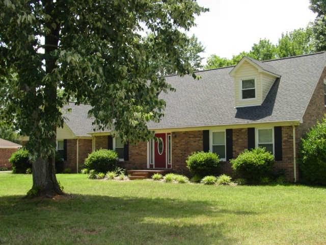 Beautiful home in Riverview Park . . . waiting to be loved again!