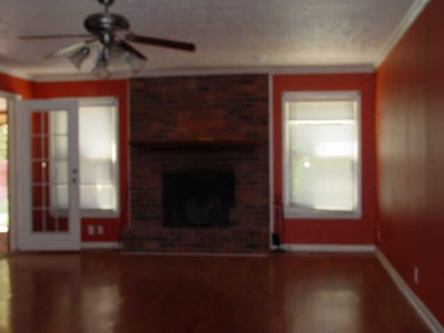 2511 Cabot Court Murfreesboro, TN 37129 - Photo 5 of 18 Family Room with woodburning fireplace . . . adjoins kitchen.