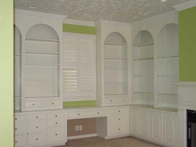 2511 Cabot Court Murfreesboro, TN 37129 - Photo 7 of 18 Garage conversion to awesome Bonus Room with custom built-ins, desk, gas fireplace with marble surround. Great for entertaining!