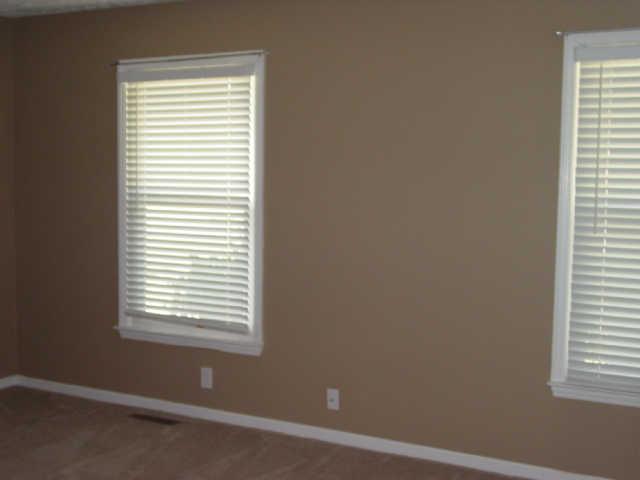 2511 Cabot Court Murfreesboro, TN 37129 - Photo 9 of 18 Second Bedroom on main floor. Double closets.