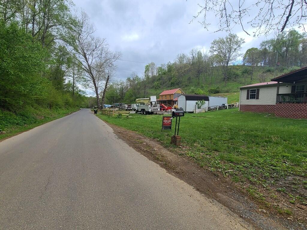 137 Sycamore Rd 5