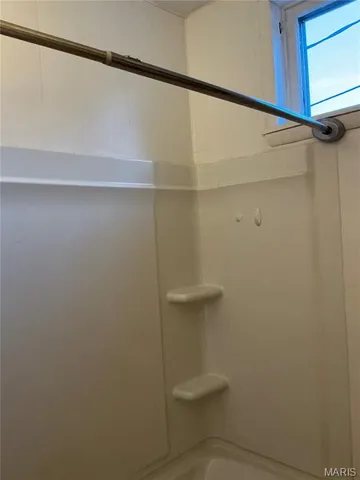 $130,000 | 428 Woodland Avenue, Moberly, MO 65270