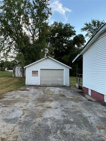 $130,000 | 428 Woodland Avenue, Moberly, MO 65270