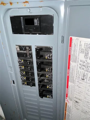 $130,000 | 428 Woodland Avenue, Moberly, MO 65270