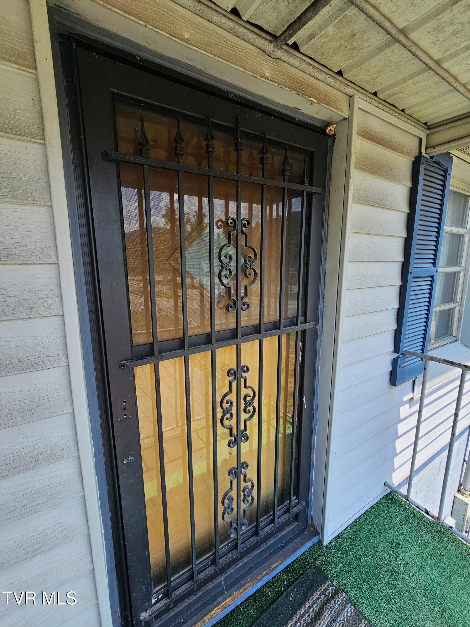 5239 Highway 421 Pennington Gap, VA 24277 - Photo 11 of 45 upstairs apartment
