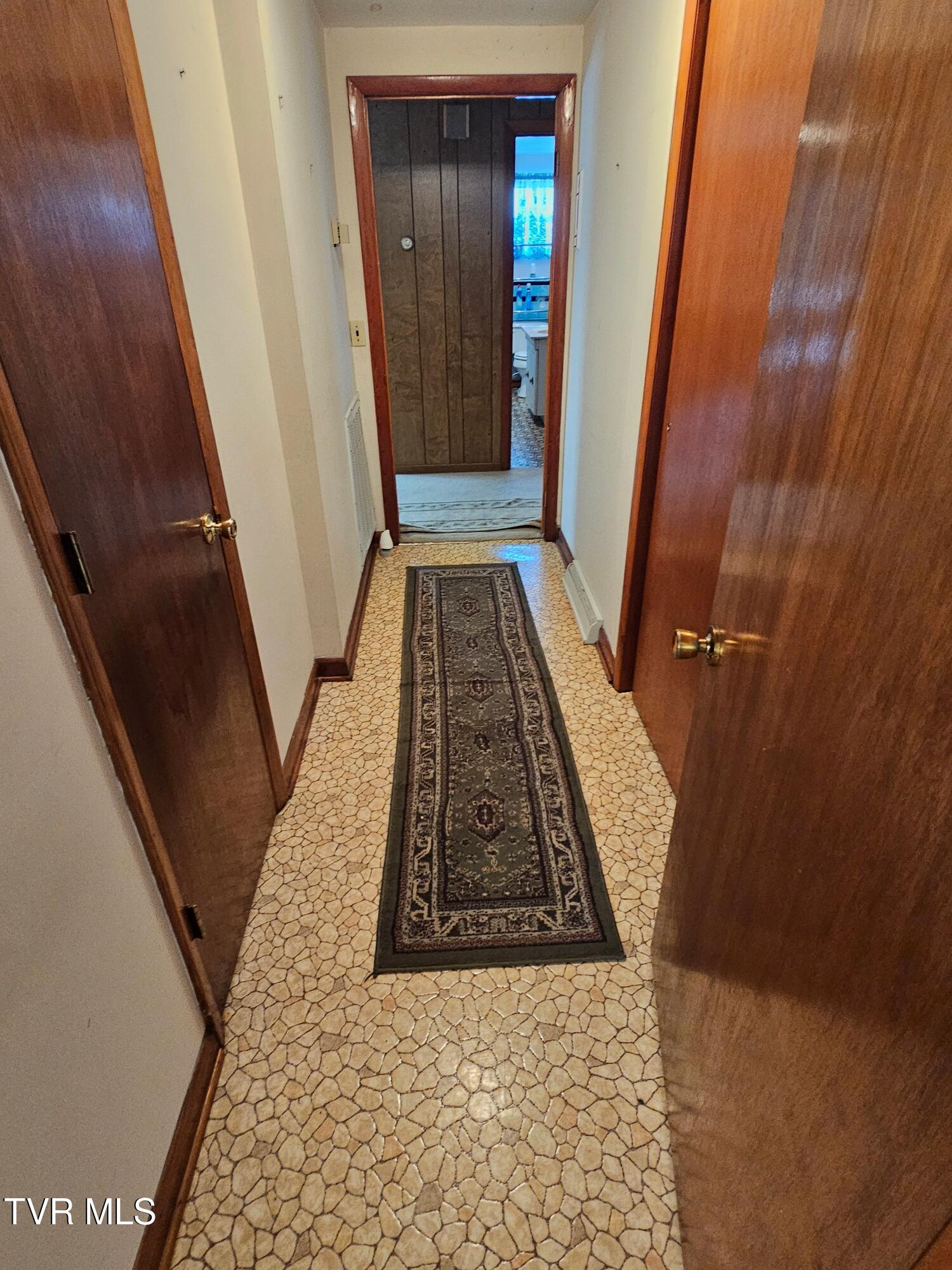 5239 Highway 421 Pennington Gap, VA 24277 - Photo 16 of 45 upstairs apt hallway