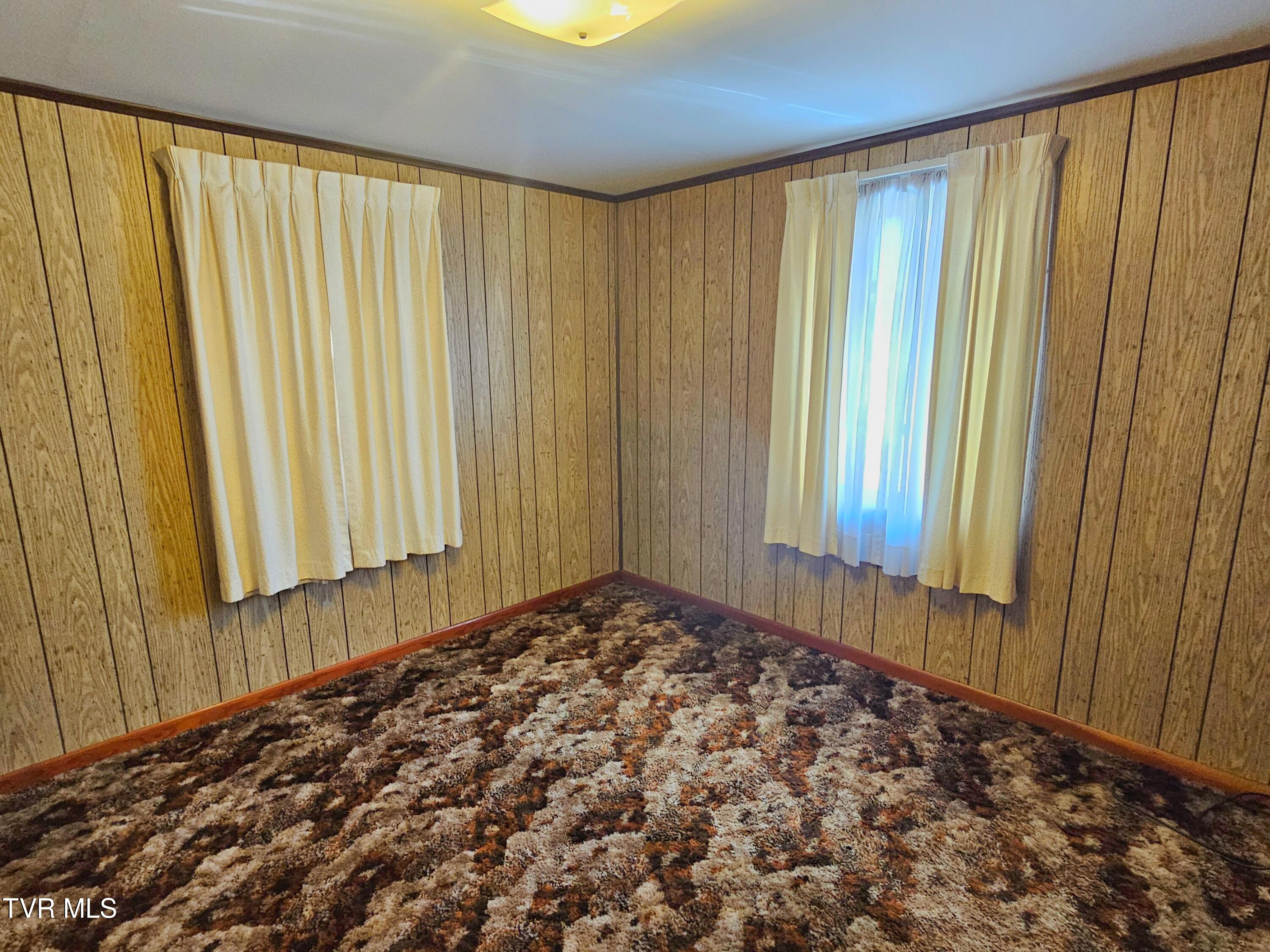 5239 Highway 421 Pennington Gap, VA 24277 - Photo 27 of 45 upstairs apt bedroom 2