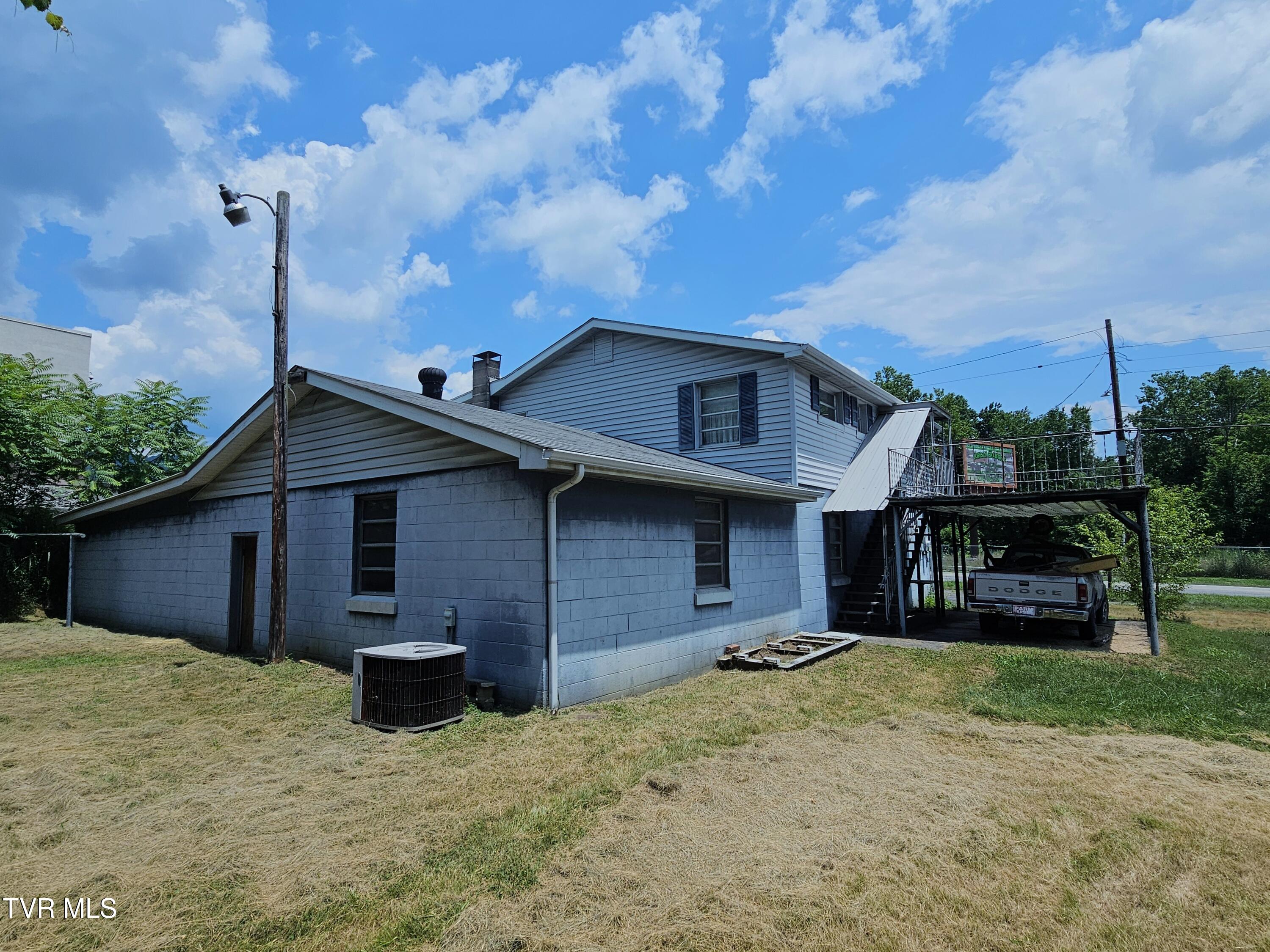 5239 Highway 421 Pennington Gap, VA 24277 - Photo 7 of 45 left rear view