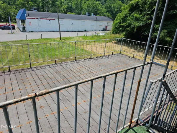 $130,000 | 5239 Highway 421, Pennington Gap, VA 24277