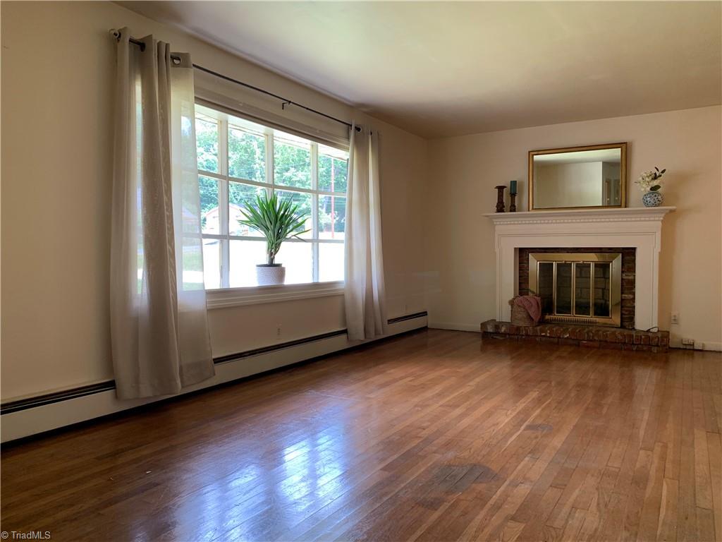 2440 Farmbrook Road Winston-Salem, NC 27103 - Photo 2 of 36 Gallery Image 2