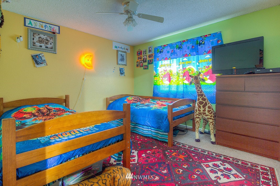 2707 Southeast 16th Street Renton, WA 98058 - Photo 14 of 18 Gallery Image 14