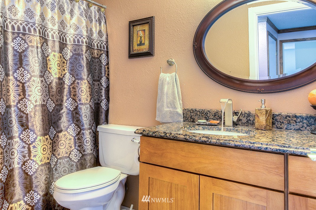 2707 Southeast 16th Street Renton, WA 98058 - Photo 17 of 18 Gallery Image 17