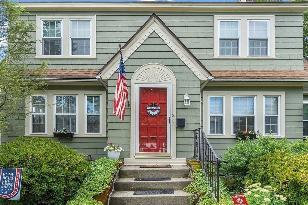 2 Devens Road Worcester, MA 01606 - Photo 4 of 35