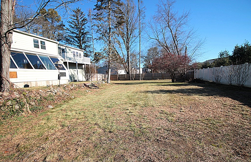 875 Maple Road Longmeadow, MA 01106 - Photo 39 of 42
