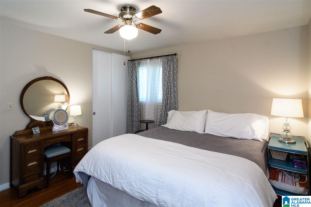 1008 Barnisdale Road Birmingham, AL 35235 - Photo 17 of 36
