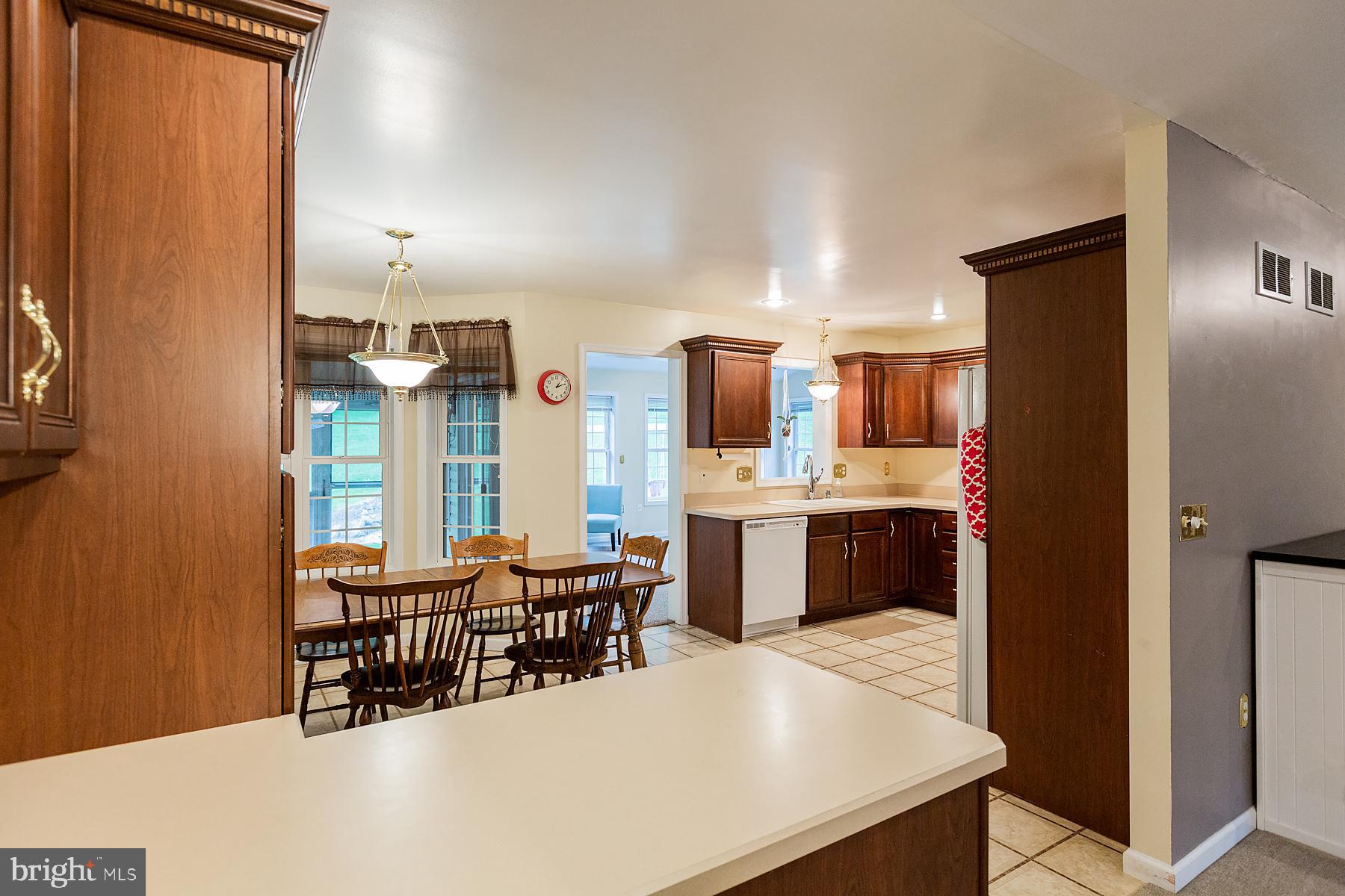 748 Old Lancaster Pike Reading, PA 19607 - Photo 34 of 118 Beveled counter tops