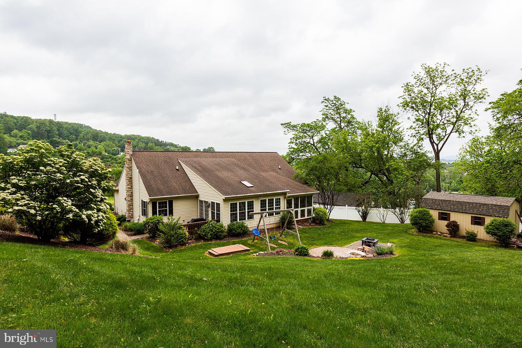 748 Old Lancaster Pike Reading, PA 19607 - Photo 7 of 118 Gallery Image 7